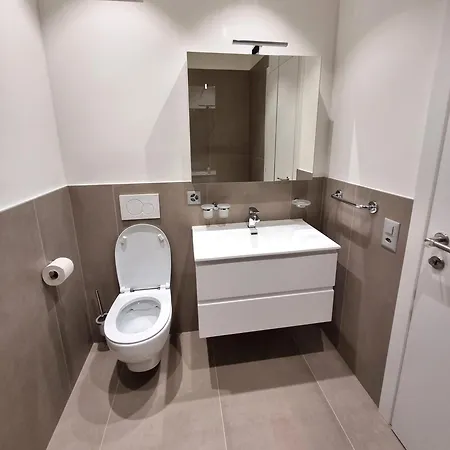 Apartament Kristal Gabri *